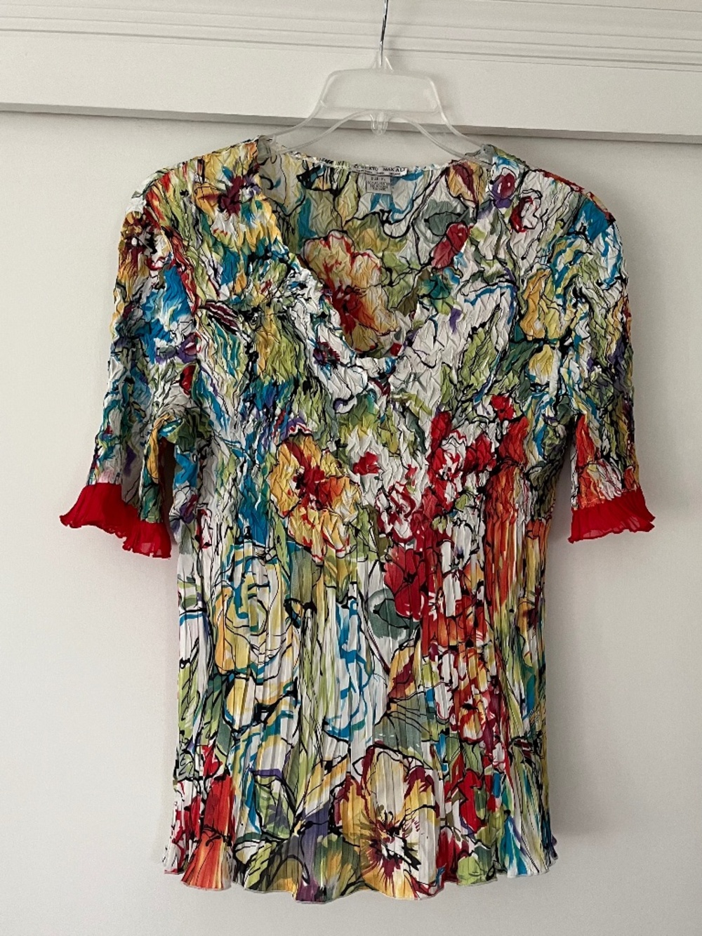 Alberto Makali XL Crinkle Floral Top Multicolor Travel Blouse Red Trim